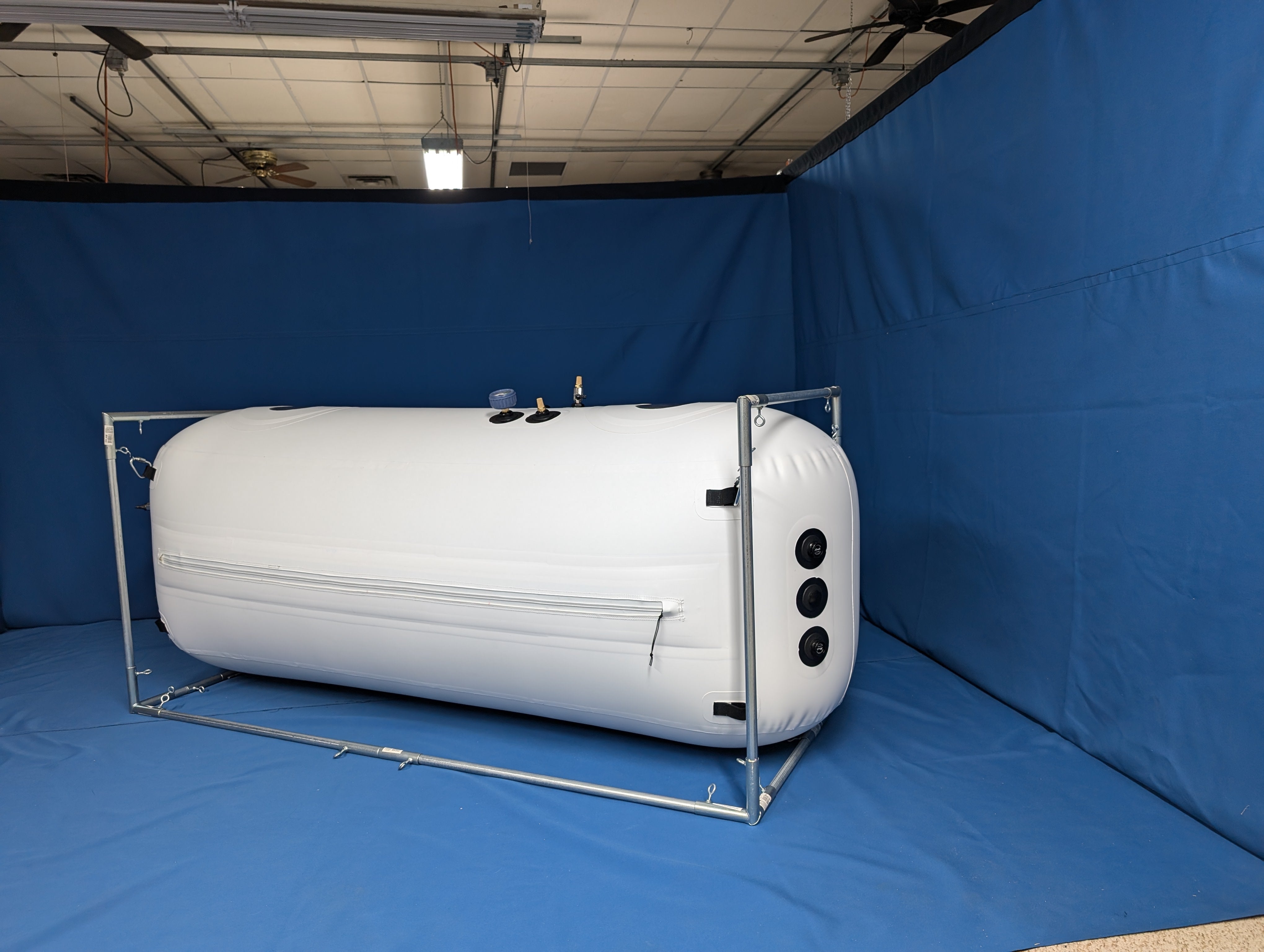 Newtowne Hyperbarics 27" Chamber