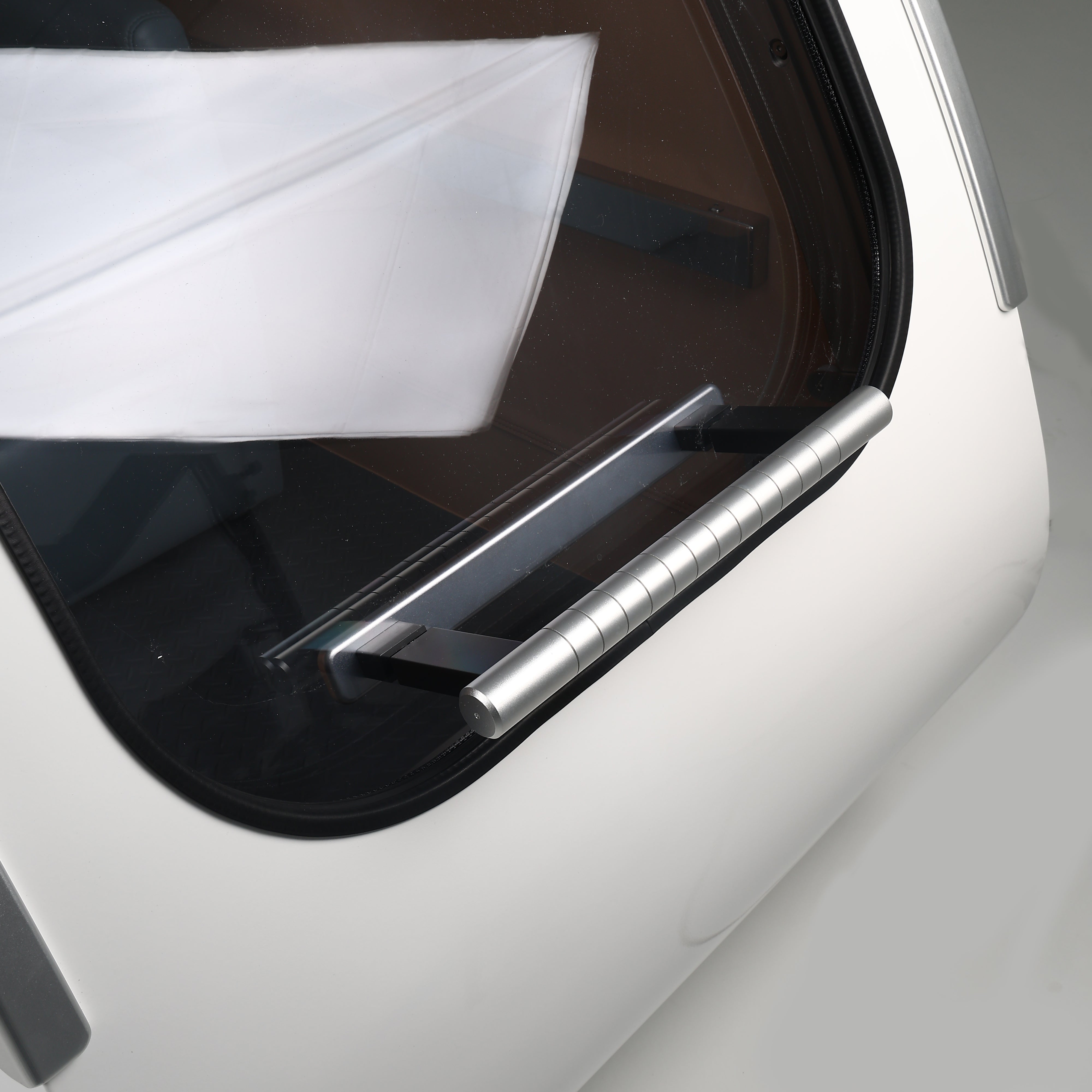 Oxyprime 5 Hard Sided Sitting Hyperbaric Chamber 1.5-2.0 ATA