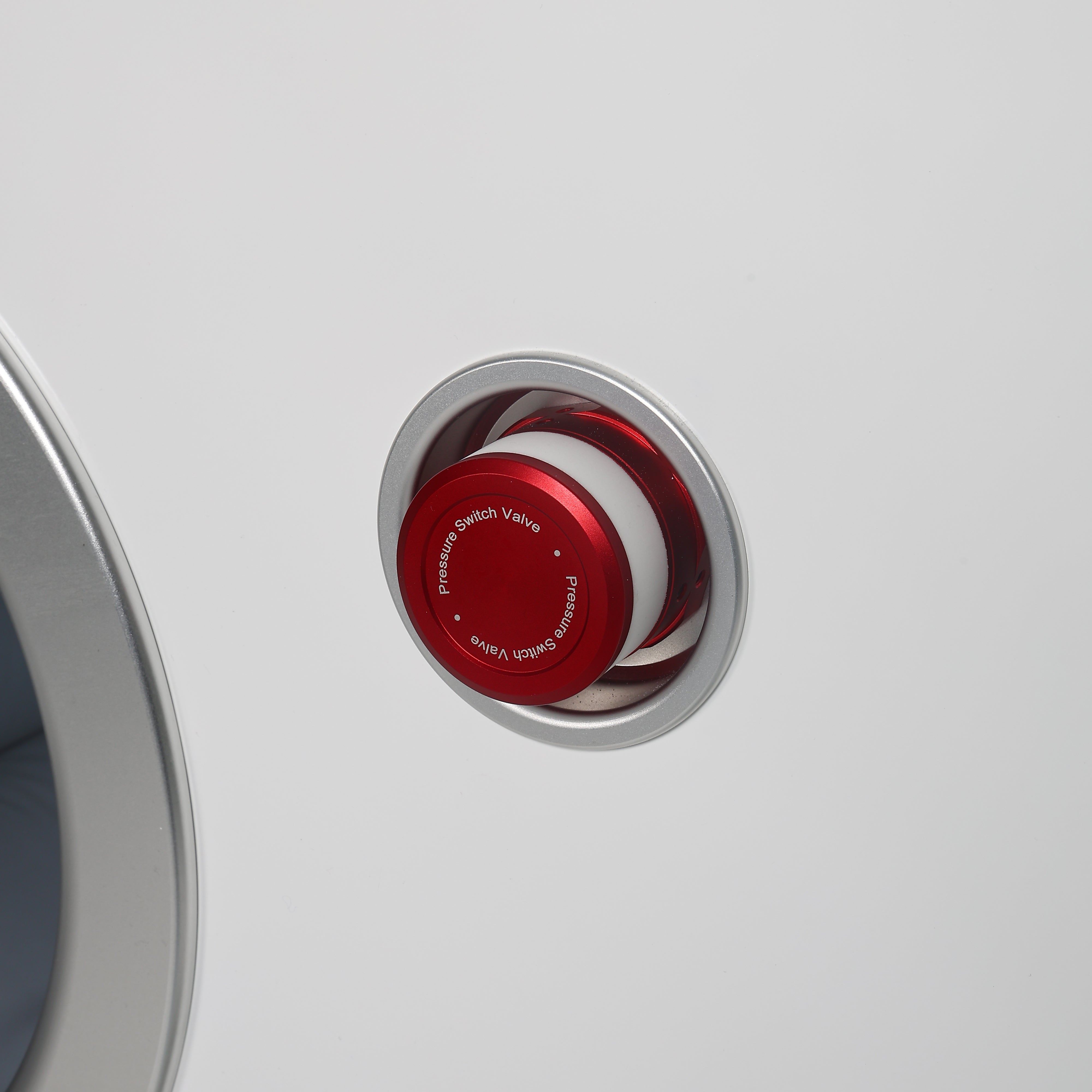 Oxyprime 5 Hard Sided Sitting Hyperbaric Chamber 1.5-2.0 ATA